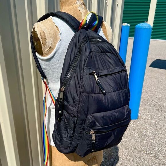 Shonda Roberts Squared Rainbow Strap Puffer Backpack Black - Picture 8 of 8